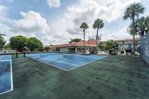809 W Oakland Park Blvd, Oakland Park, FL 33311 - Photo 38