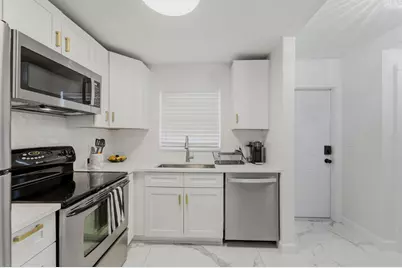 809 W Oakland Park Boulevard #K2, Oakland Park, FL 33311 - Photo 4