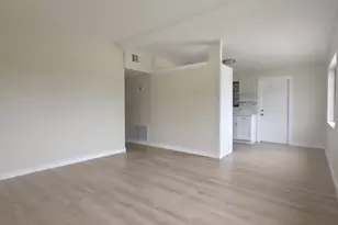 5536 Purdy Ln, West Palm Beach, FL 33415 - Photo 10
