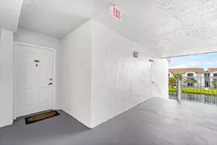 2620 S University Dr, Davie, FL 33328 - Photo 2