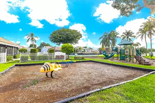 9871 Watermill Cir, Boynton Beach, FL 33437 - Photo 18