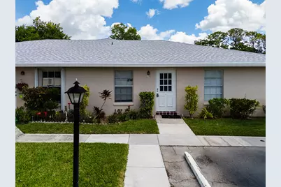 546 Covered Bridge Boulevard #A, Lake Worth, FL 33467 - Photo 2