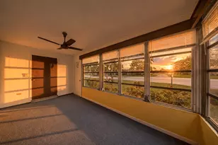 546 Covered Bridge Blvd, Lake Worth, FL 33467 - Photo 20