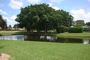 6407 Breckenridge Cir, Lake Worth, FL 33467 - Photo 6
