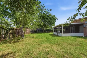 3100 SW 33rd Ave, West Park, FL 33023 - Photo 28