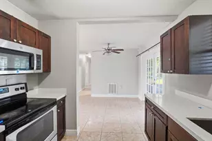 3100 SW 33rd Ave, West Park, FL 33023 - Photo 6