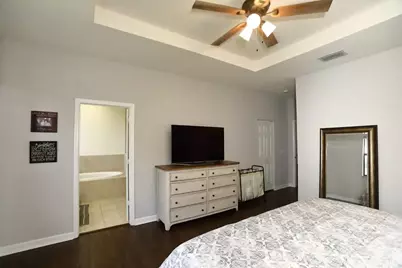 807 E Village Circle, Davie, FL 33325 - Photo 18