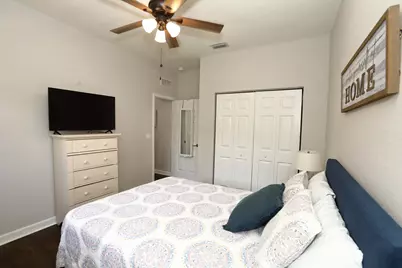 807 E Village Circle, Davie, FL 33325 - Photo 24