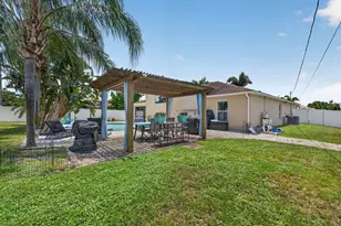 709 SW Jacoby Ave, Port Saint Lucie, FL 34953 - Photo 44