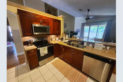 10246 SW 16th Court, Pembroke Pines, FL 33025 - Photo 14