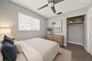 121 NE 55th St, Oakland Park, FL 33334 - Photo 8