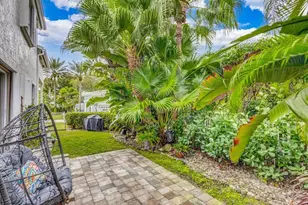 18174 SE Fairview Cir, Tequesta, FL 33469 - Photo 24