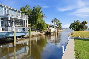 2534 SW Conch Cove Ln, Palm City, FL 34990 - Photo 36