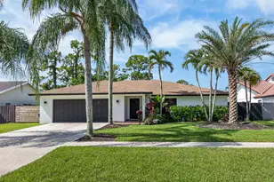 14248 Paddock Dr, Wellington, FL 33414 - Photo 28