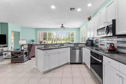 2129 Reston Circle, Royal Palm Beach, FL 33411 - Photo 14