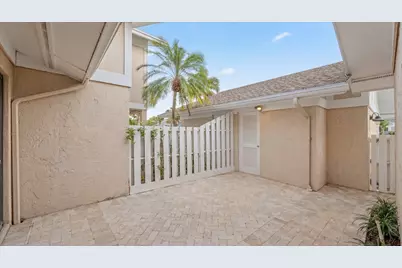 3733 Cape Pointe Circle, Jupiter, FL 33477 - Photo 24