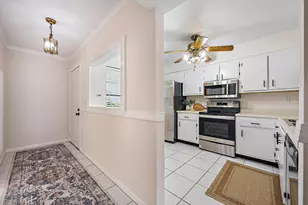 1901 Sabal Ridge Ct, Palm Beach Gardens, FL 33418 - Photo 10