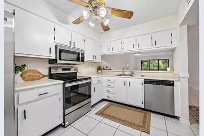 1901 Sabal Ridge Court #D, Palm Beach Gardens, FL 33418 - Photo 4