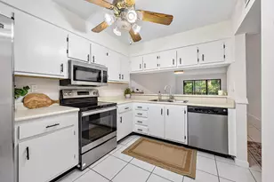 1901 Sabal Ridge Ct, Palm Beach Gardens, FL 33418 - Photo 4