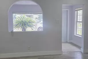 1101 NW 23rd Terrace, Fort Lauderdale, FL 33311 - Photo 10