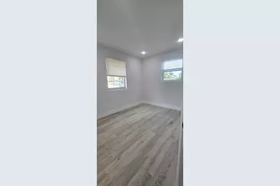 1101 NW 23rd Terrace, Fort Lauderdale, FL 33311 - Photo 14