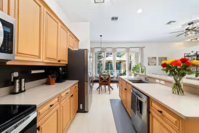 7936 Ambleside Way, Lake Worth, FL 33467 - Photo 10