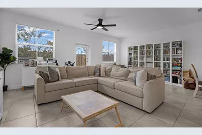 2409 NW 131st Circle, Miami, FL 33167 - Photo 10
