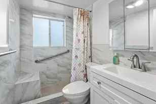 3120 Lake Osborne Dr, Lake Worth Beach, FL 33461 - Photo 12