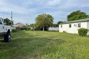 1381 W 30th St, Riviera Beach, FL 33404 - Photo 1