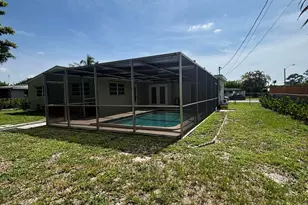 9109 Bamboo Dr, Palm Beach Gardens, FL 33410 - Photo 10