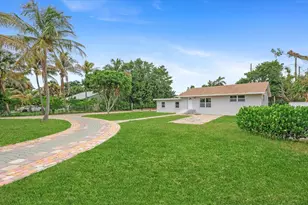 1803 Service Rd, North Palm Beach, FL 33408 - Photo 2