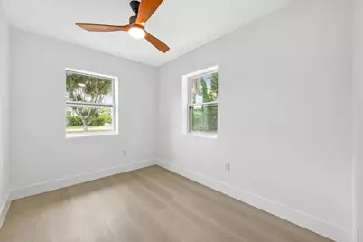 1803 Service Road, North Palm Beach, FL 33408 - Photo 20