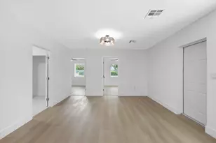 1803 Service Rd, North Palm Beach, FL 33408 - Photo 8