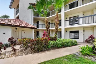10173 Mangrove Dr, Boynton Beach, FL 33437 - Photo 4