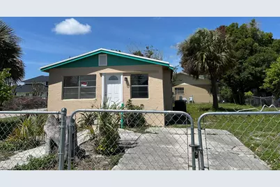 1601 N 17th Street, Fort Pierce, FL 34950 - Photo 2