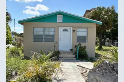 1601 N 17th Street, Fort Pierce, FL 34950 - Photo 1