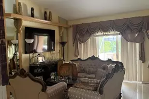 188 Caribe Ct, Greenacres, FL 33413 - Photo 2