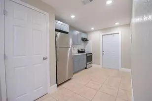 508 N 23rd St, Fort Pierce, FL 34950 - Photo 2