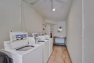 1423 Holly Heights Dr, Fort Lauderdale, FL 33304 - Photo 36