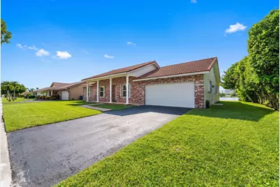 905 NW 133rd Avenue, Sunrise, FL 33325 - Photo 4