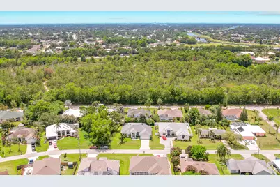 497 SE Nome Drive, Port Saint Lucie, FL 34984 - Photo 4