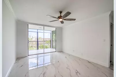 6795 Huntington Lane #406, Delray Beach, FL 33446 - Photo 4