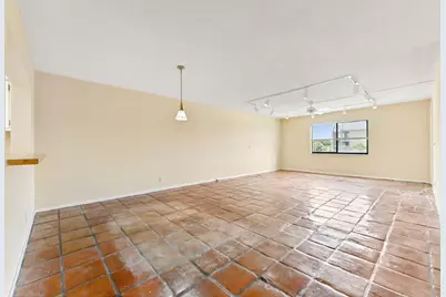 2820 Tennis Club Drive #401, West Palm Beach, FL 33417 - Photo 8