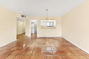 2820 Tennis Club Dr, West Palm Beach, FL 33417 - Photo 4