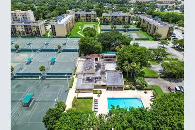 2820 Tennis Club Drive #401, West Palm Beach, FL 33417 - Photo 32