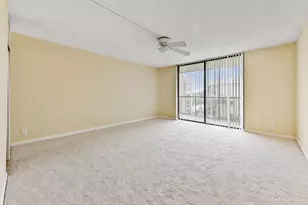 2820 Tennis Club Dr, West Palm Beach, FL 33417 - Photo 14