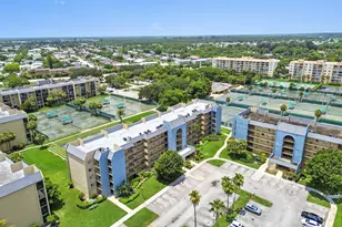 2820 Tennis Club Dr, West Palm Beach, FL 33417 - Photo 30