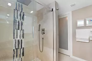 3930 Oaks Clubhouse Dr, Pompano Beach, FL 33069 - Photo 22