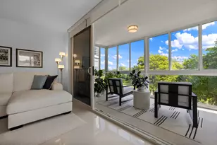 3930 Oaks Clubhouse Dr, Pompano Beach, FL 33069 - Photo 12