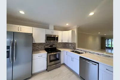 9638 NW 65th Street #C10, Tamarac, FL 33321 - Photo 2